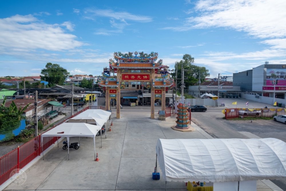 Chinese Temple.jpg